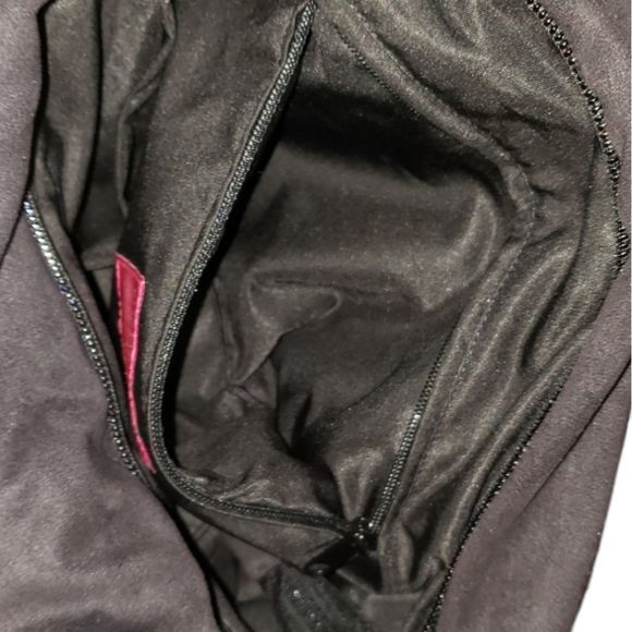 Black Velvet Concubine Shoulder Bag - Picture 10 of 12